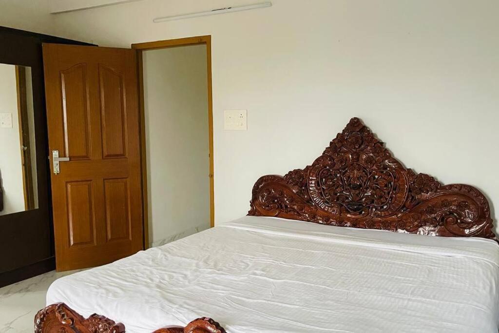 Rajamandiram 3Bhk Ac Apartment In Trivandrum Central Thiruvananthapuram Екстер'єр фото