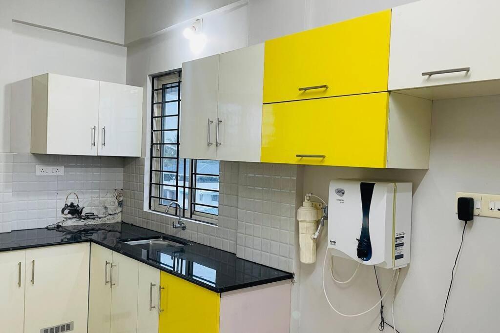 Rajamandiram 3Bhk Ac Apartment In Trivandrum Central Thiruvananthapuram Екстер'єр фото