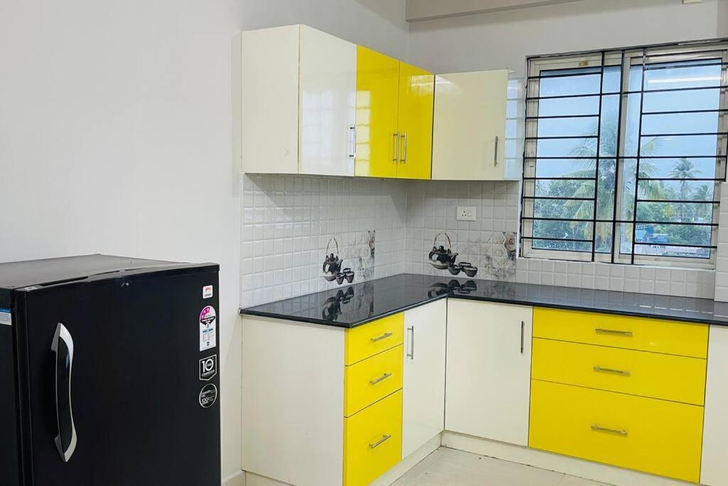 Rajamandiram 3Bhk Ac Apartment In Trivandrum Central Thiruvananthapuram Екстер'єр фото